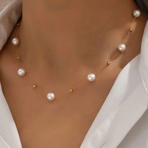 Luxe Dainty Pearl Necklace